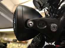 Load image into Gallery viewer, 7 INCH Matte Black Mesh Grill Metal Headlight - H4 / 55w Halogen Sealed Beam